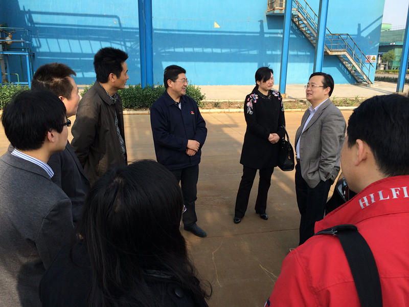 会议期间,研究院专家们在新沂市组织部副部长胡传栋的陪同下,考察了