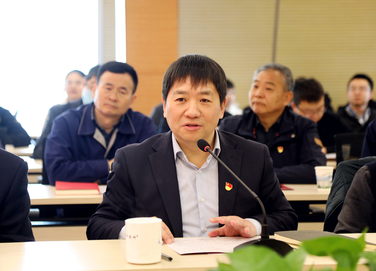 宋云涛所长主持会议